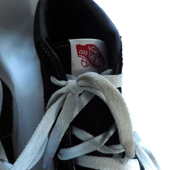 Vans Unisex Sk8-Hi Skate Shoe/ Black/ High Top/ Men's 13 Excellent/ Barely Worn - Picture 2 of 5